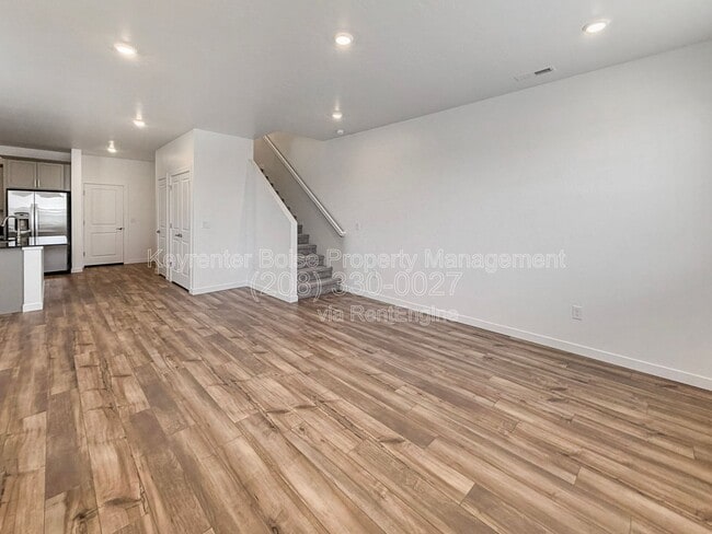 Photo - 4100 W Cirrus Ln