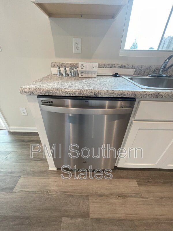 Photo - 231 Lehman Way