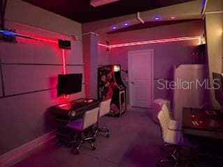Photo - 1589 Flange Dr
