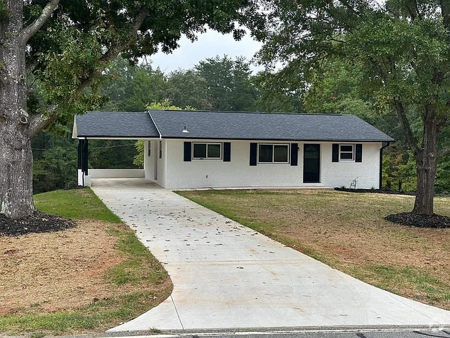 Building Photo - 479 Island Ford Rd Rental