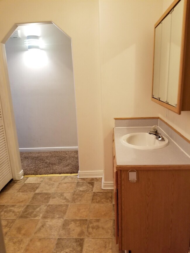 1808 S Von Elm St Unidad A1
