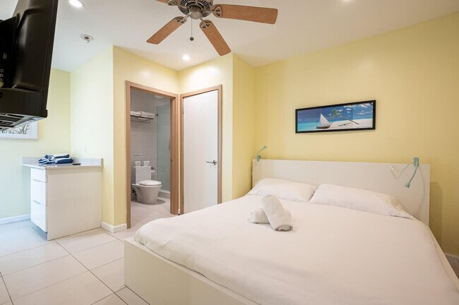 Photo - 334 Oregon St Unit ID1312648P