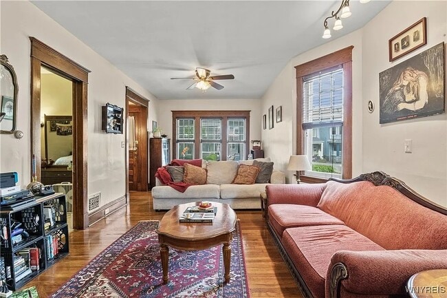 Building Photo - 343 Baynes St Unit Floor 1