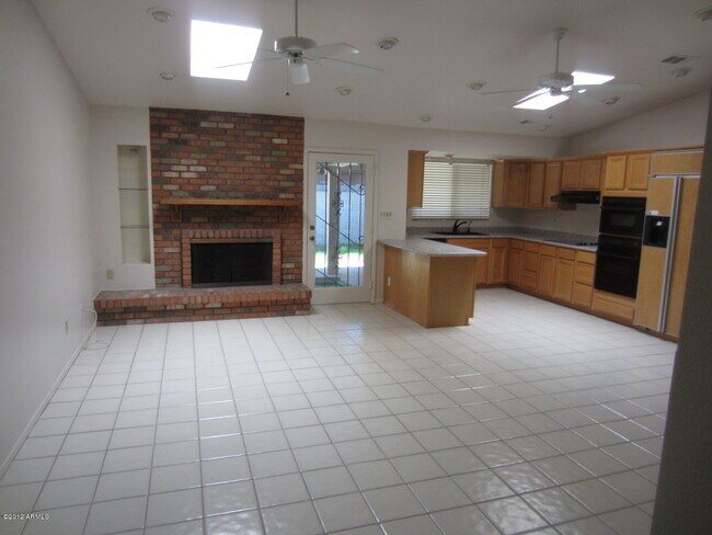 Photo - 2342 W Naranja Ave