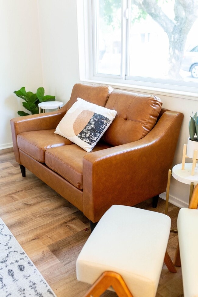 Photo - 2945 West Way