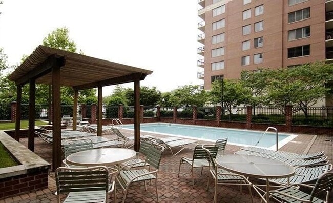 Photo - 901 North Monroe Street Unit Apt 1203
