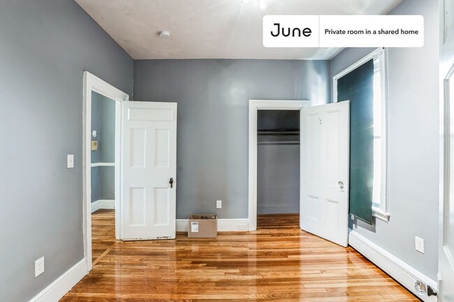 Photo - Room in Shared 4 bed/1.5 bath home Unidad A