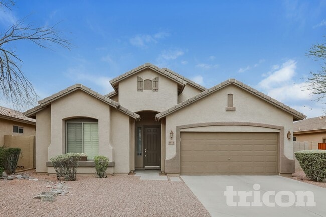 Building Photo - 3613 E Meadowview Dr
