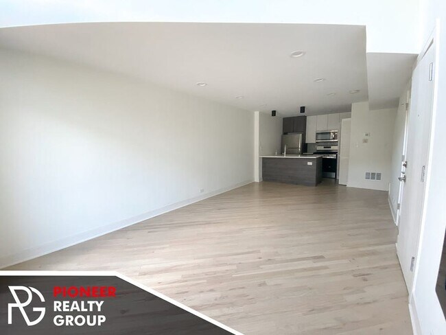 853 W Grace St Unit 2