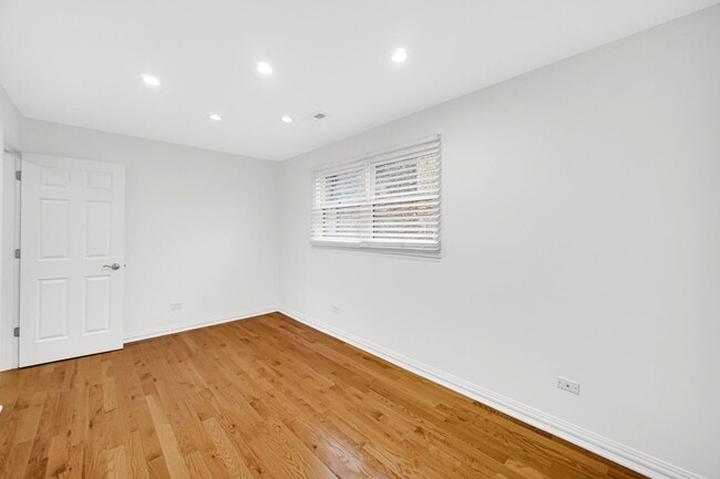 Photo - 2218 W Augusta Blvd Unit 1