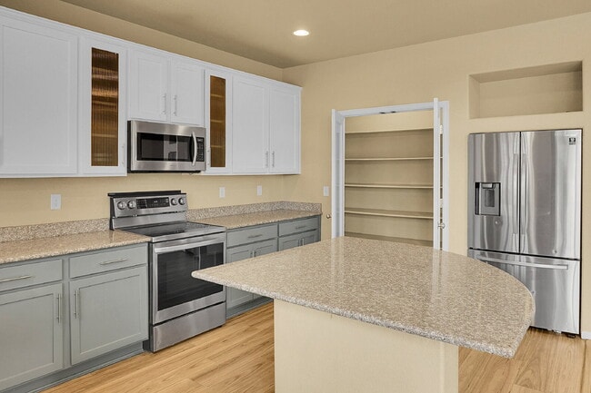 Photo - $2,500 - 4 Bed, 3.5 Bath Home in CO Springs with Great Community Amenities!