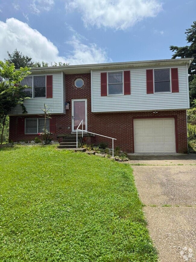 Building Photo - 478 Grayson Lake Dr Rental