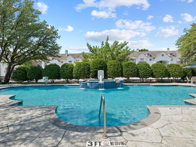 Photo - Eleven11 Lexington at Flower Mound