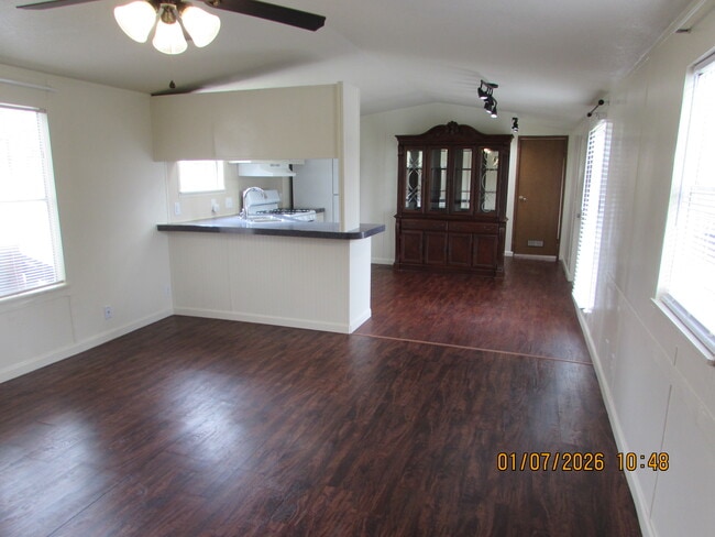 Photo - 110 Cherylton Dr