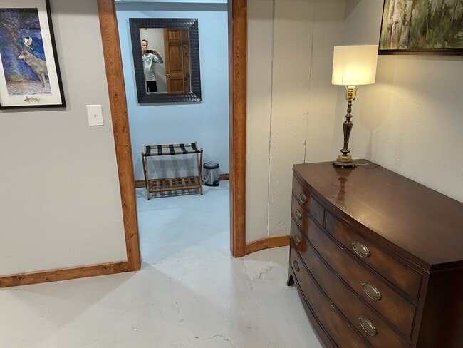 Photo - 418 W Callender St