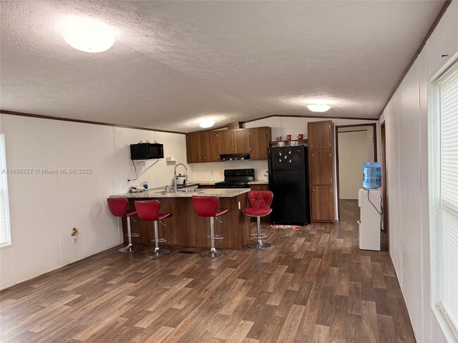 Photo - 751 Appaloosa Ave