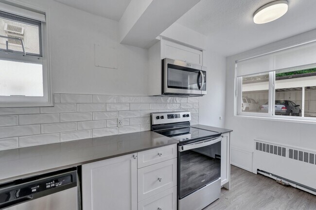 Photo - The Seacrest Apartments