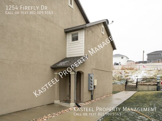 1254 Firefly Dr