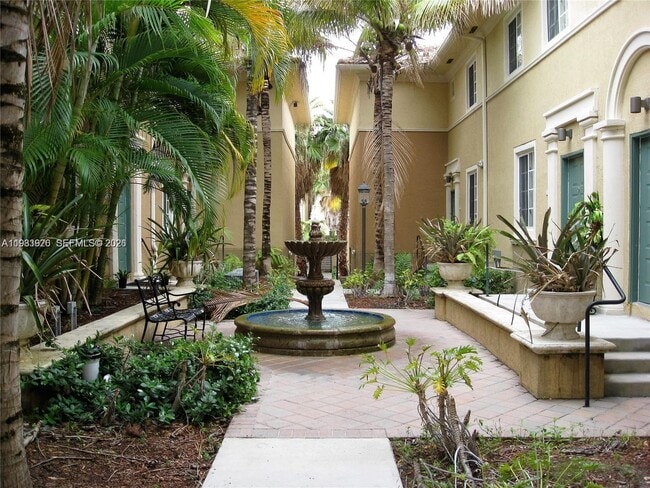 Photo - 2961 NE 185th St