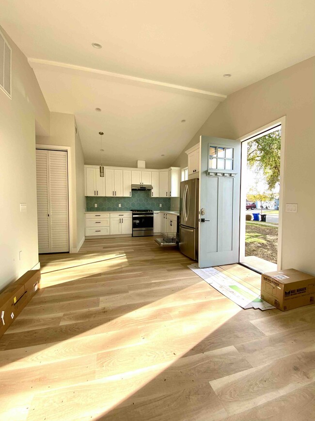 Photo - 7780 Inverness Dr