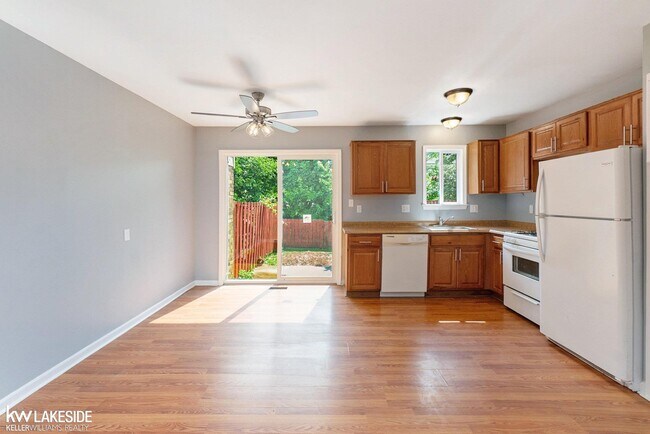 Photo - 37334 Matthew Ct