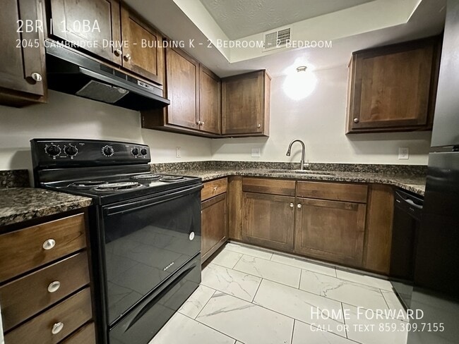 Photo - 2045 Cambridge Dr Unit 2 Bedroom