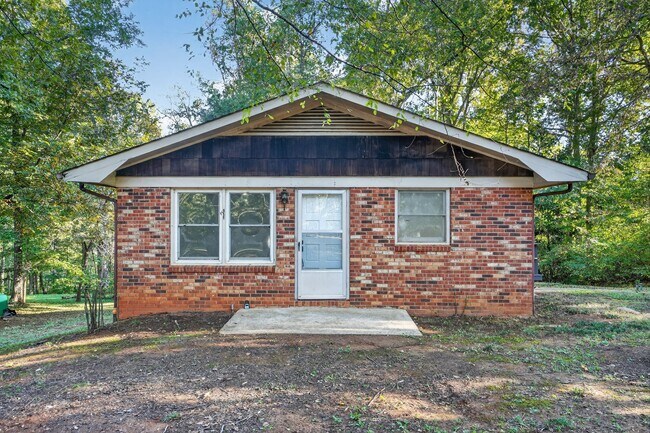 Photo - 1494 Carpenter St