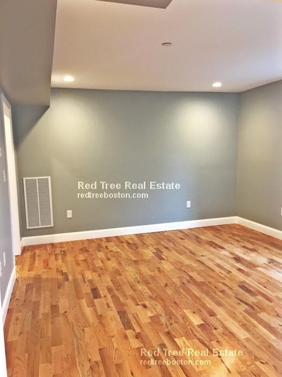 Photo - 31 Bacon St Unit 1