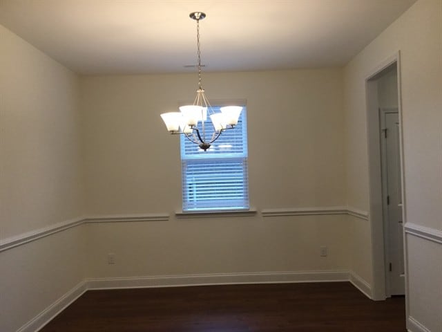 3039 Greenmont Cir