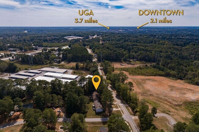 Photo - 402 Freeman Dr