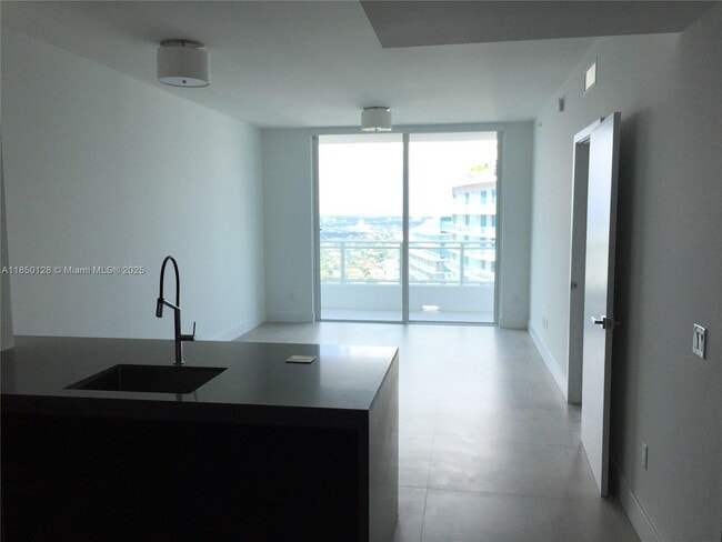 Photo - 1080 Brickell Ave Unidad 4107 Rental