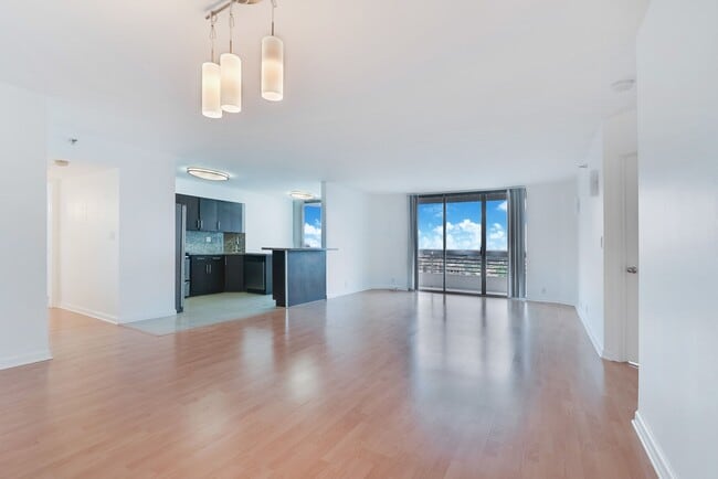 Photo - 3530 Mystic Pointe Dr Unidad # 2702