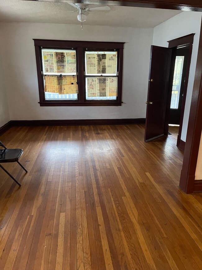 Photo - 825 Harrison St Unidad Raymond Hampton