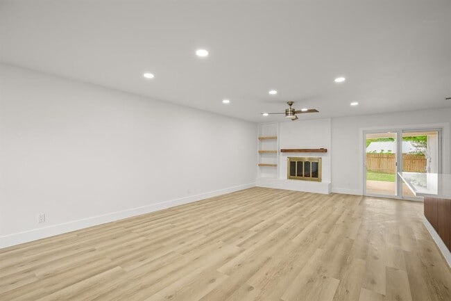 Photo - 9006 Lodge Ct