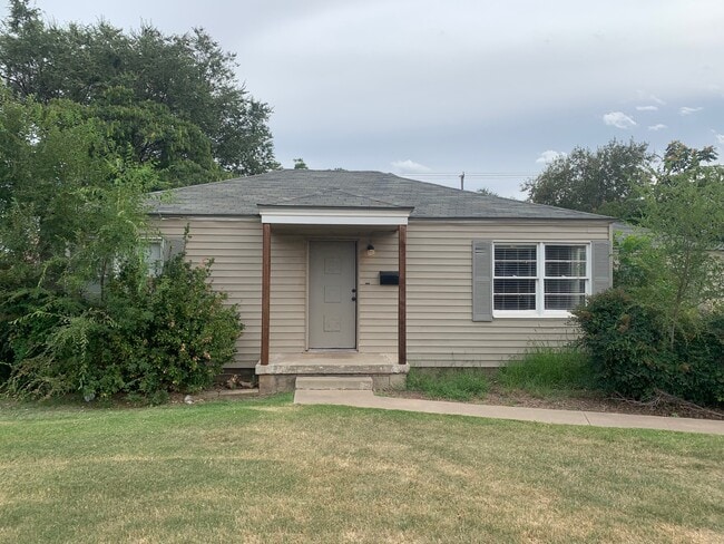 Photo - 3515 27th St