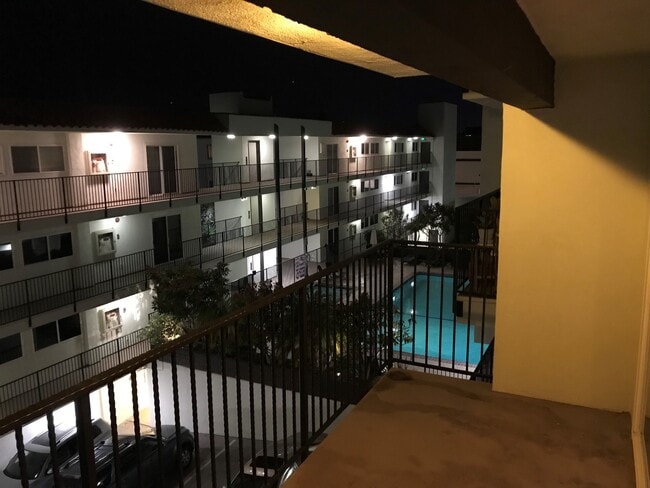 Photo - 1720 Ardmore Ave Unit 228