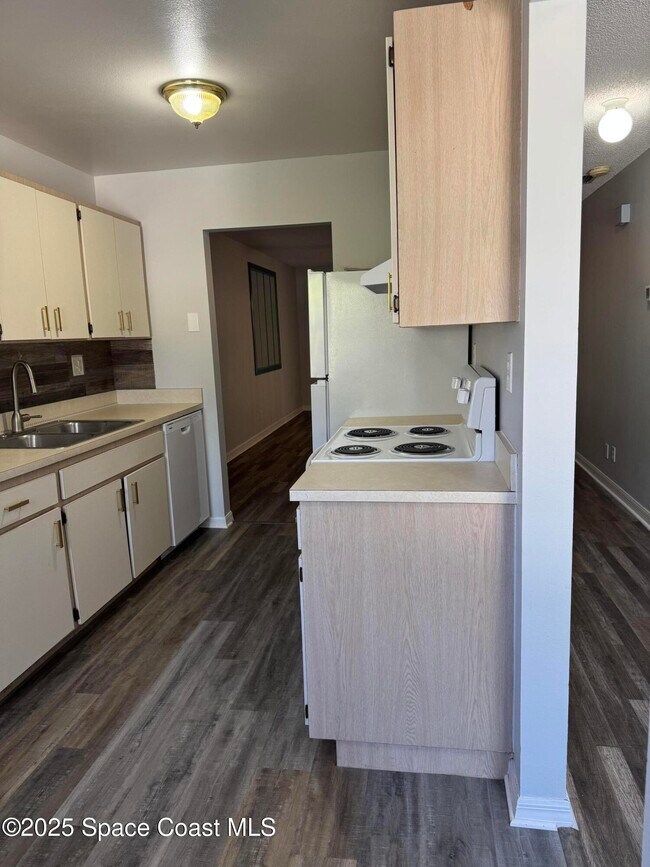 Photo - 4546 Memory Ln