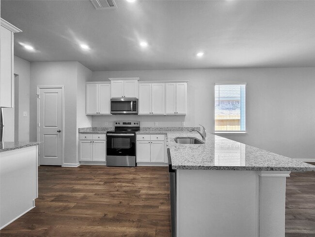 Photo - 7603 Thrips Ln