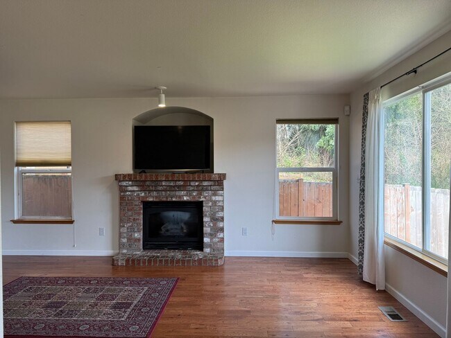 Photo - CLICK "REQUEST A TOUR" NOW!