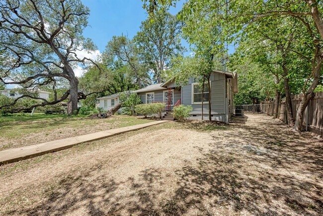 Building Photo - 4312 Hank Ave Rental