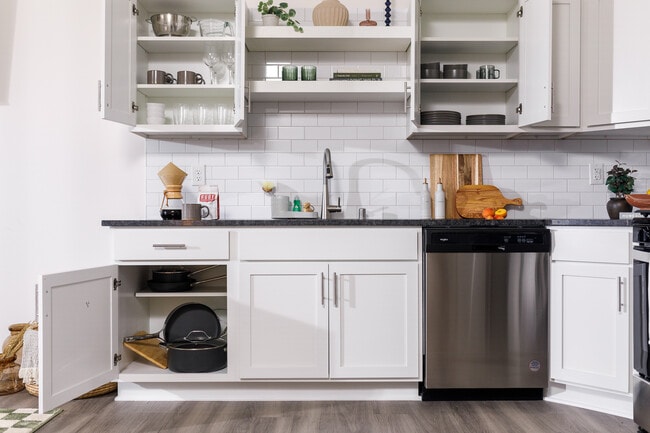 cocina estudio 2 - bantr Stevens Point