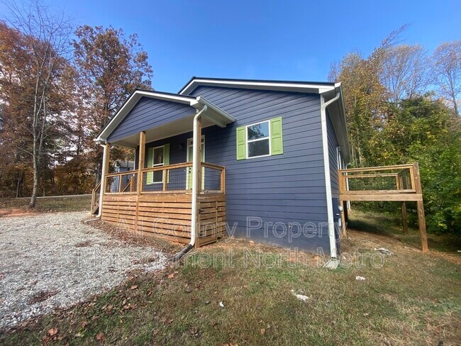 Photo - 5390 Valley Dr