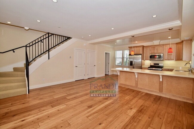 Photo - 1148 Mission Ave