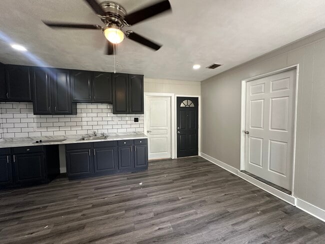 Photo - 429 Ventura Ave