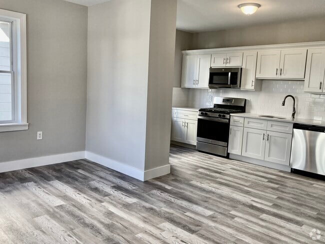 Building Photo - 72 Clinton Pl Unit 1 East Rental