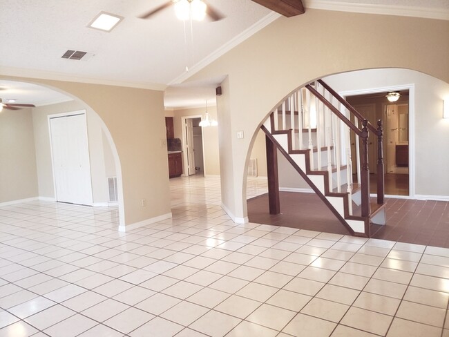 Photo - 2217 Rockwood Dr