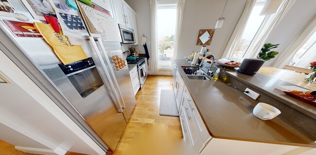 Photo - 112 Hampshire St Unit #3B