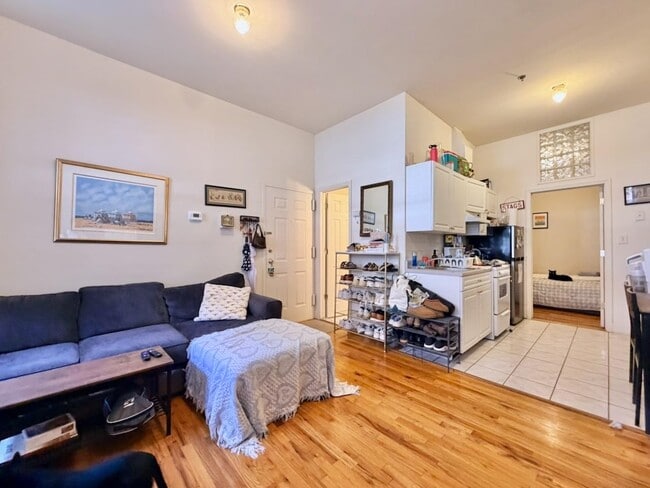 Photo - 1035 Washington St Unit 1F