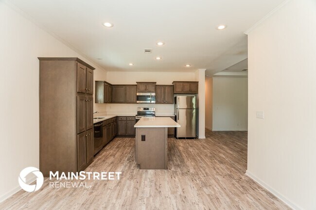Photo - 851 17th Ave S