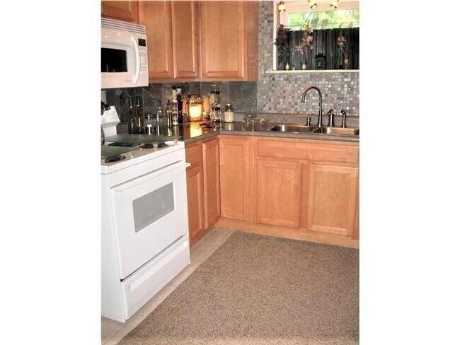 Photo - 116 Adams St